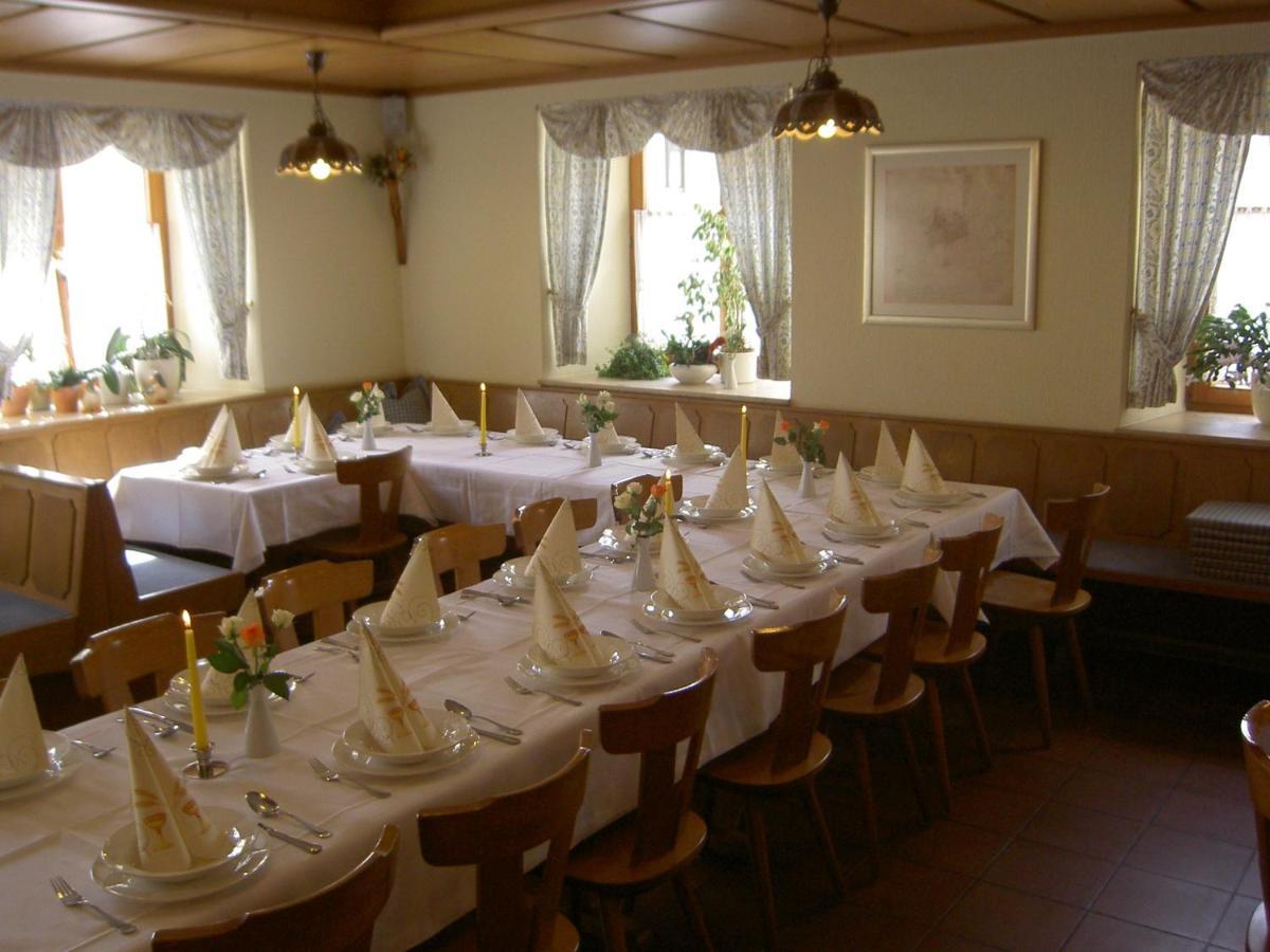 Hotel-Gasthof Krone Greding Extérieur photo